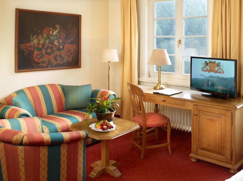 Hotel Und Restaurant Burg Schnellenberg Аттендорн Экстерьер фото