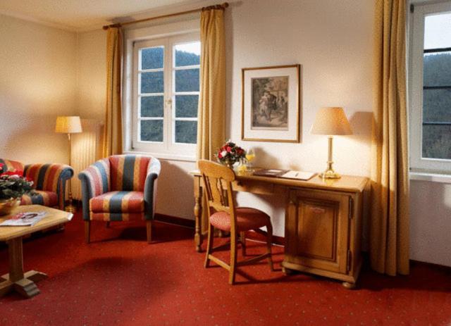 Hotel Und Restaurant Burg Schnellenberg Аттендорн Экстерьер фото
