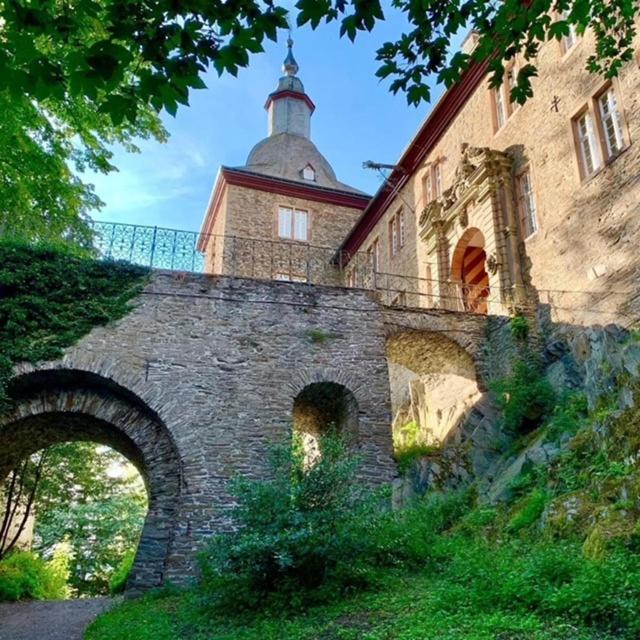 Hotel Und Restaurant Burg Schnellenberg Аттендорн Экстерьер фото