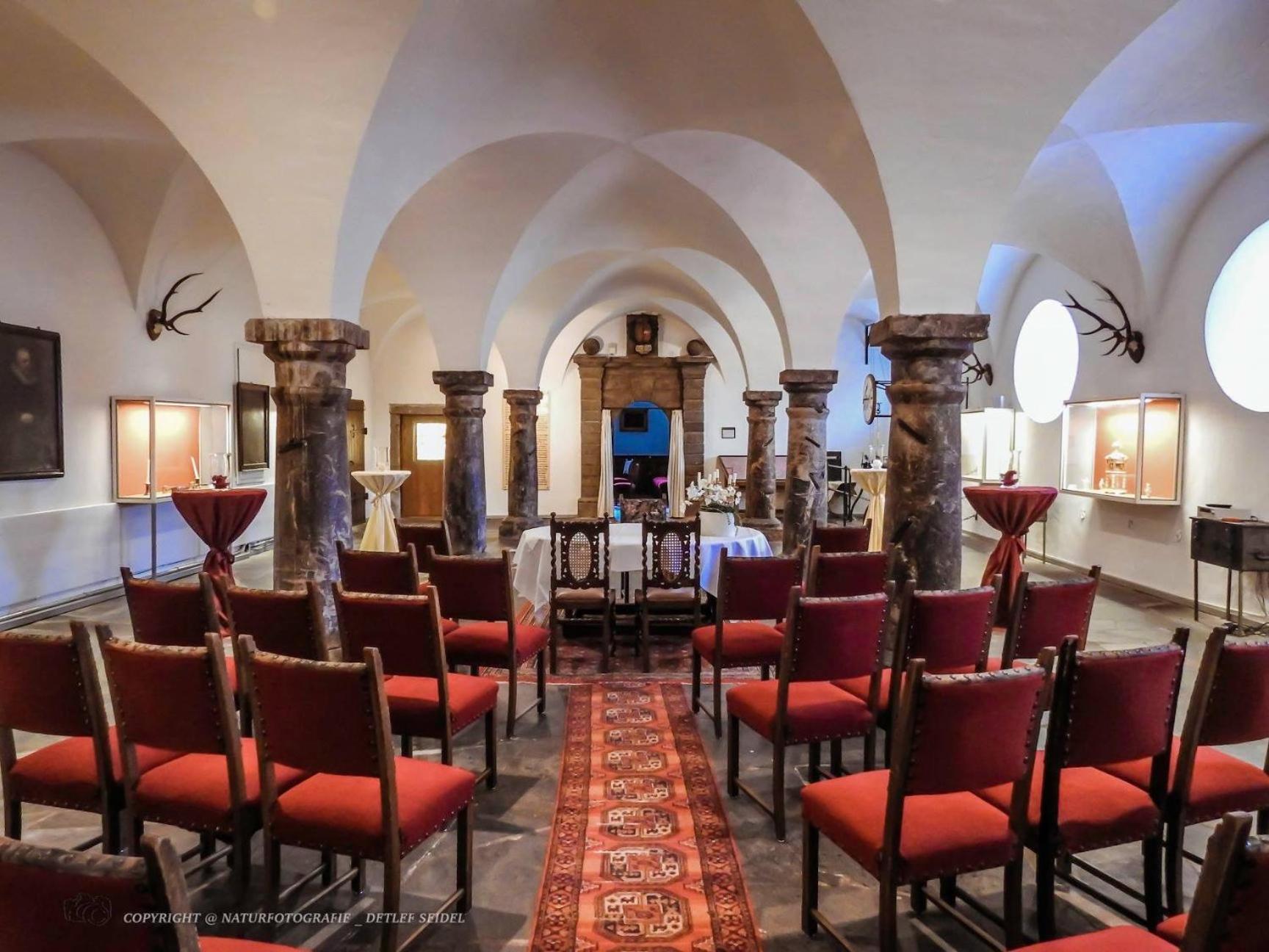 Hotel Und Restaurant Burg Schnellenberg Аттендорн Экстерьер фото
